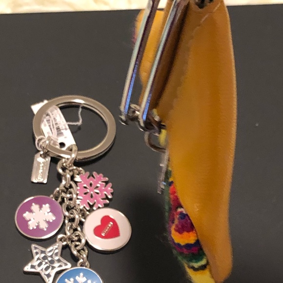 Coach snowflake Multi MX key Chain (Free Mystery Clothing) - Picture 8 of 9